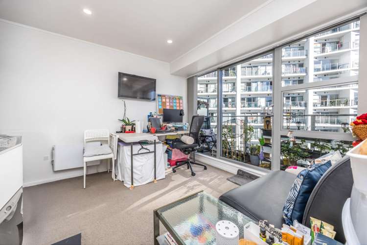 623/430 Queen Street_1