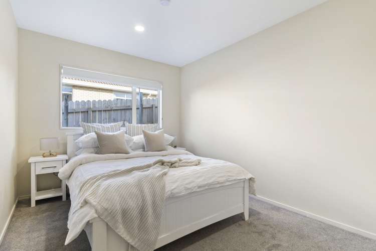 17 Blue Heron Rise Stanmore Bay_14