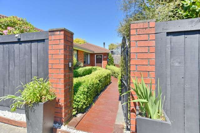 Elegant Family Home in Parklands