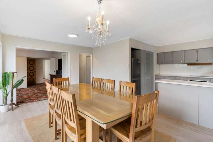 3 Ultima Place Clover Park_10