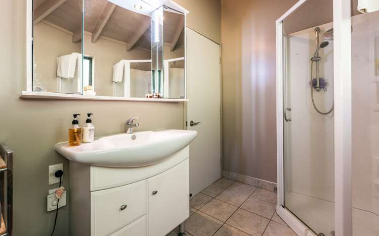 168a Ocean View Road Oneroa_21