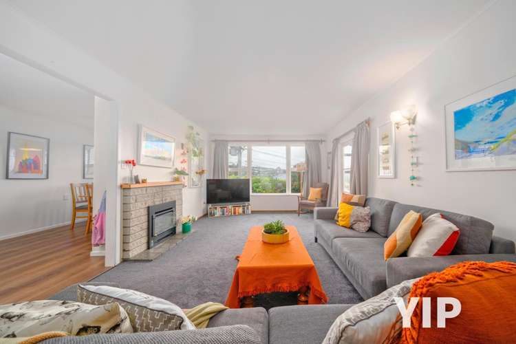 7 Catherine Crescent Paparangi_5