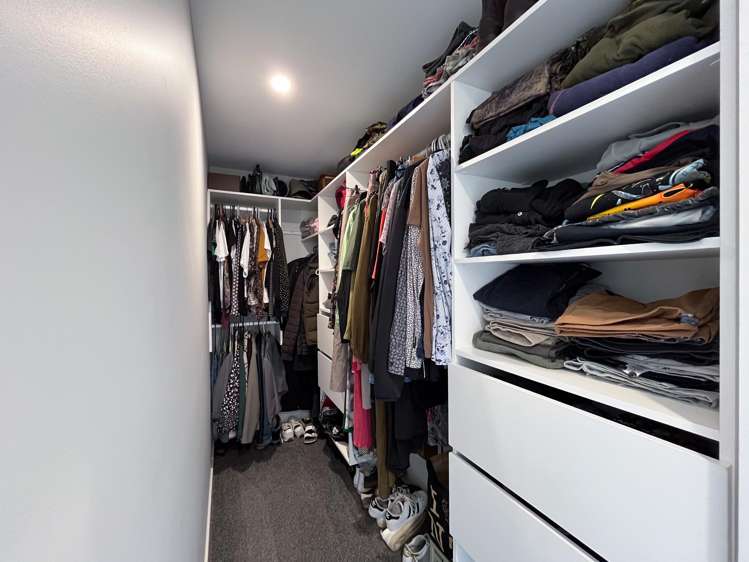 214 Findlay Road Ascot_11