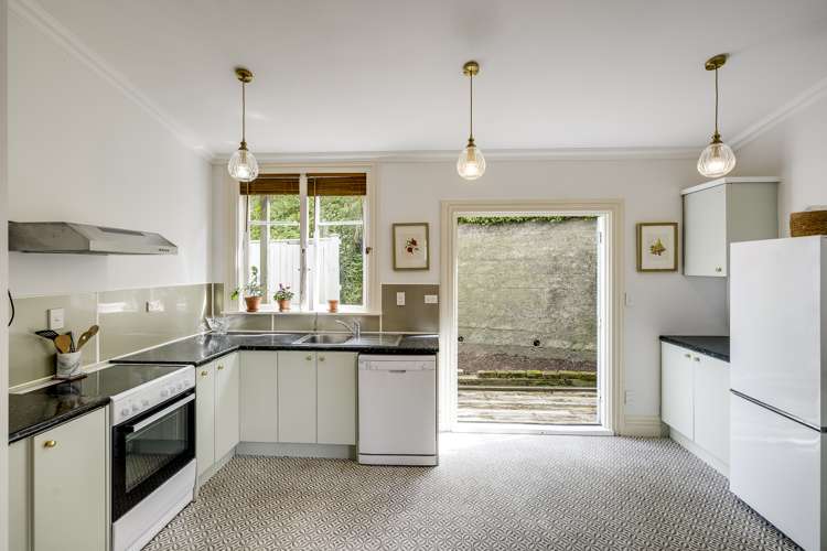 2 Cameron Road Bluff Hill_14