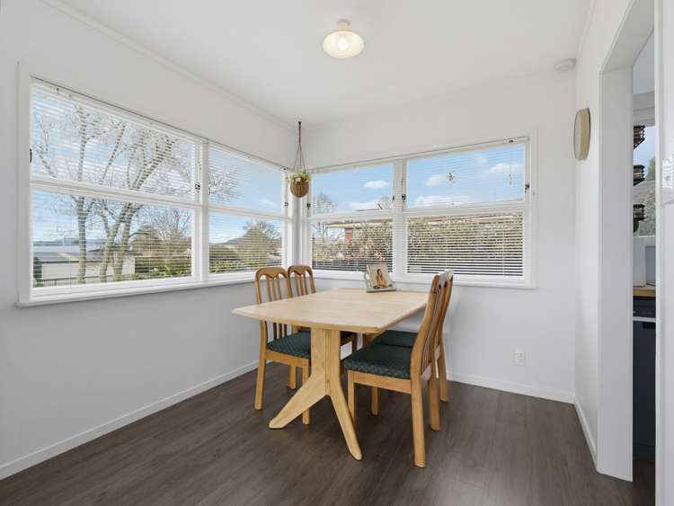 50 Pandora Ave Sunnybrook_9