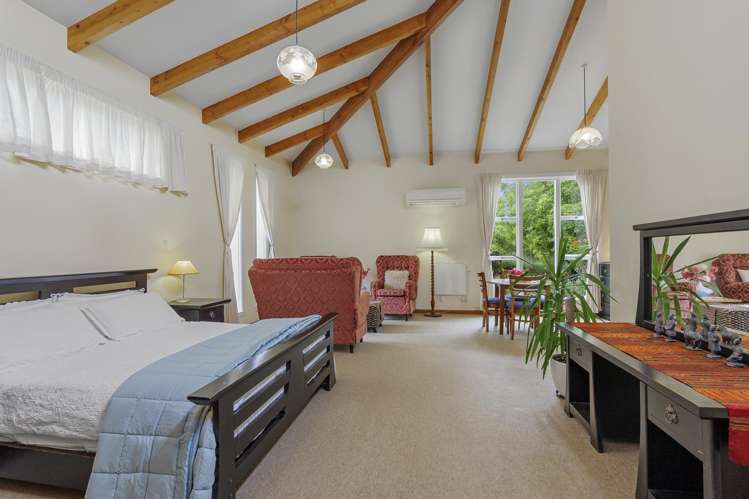 42 School Road Yaldhurst_12