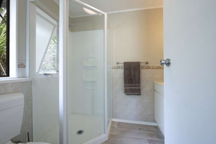 43 Taupiko Place Green Bay_16