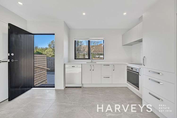 20/48 Moire Road Massey_1