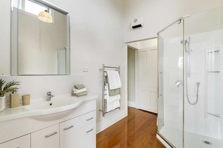 5 First Avenue Stanley Point_21