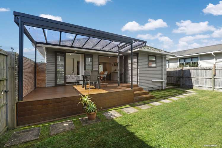 123A Atkinson Road Titirangi_0