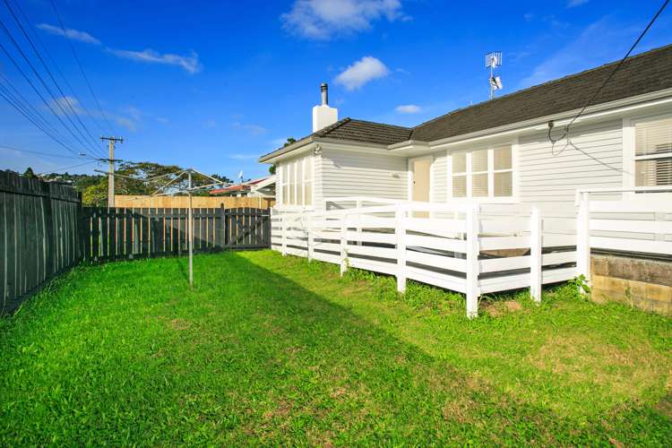1/117 Lancaster Road Beach Haven_9