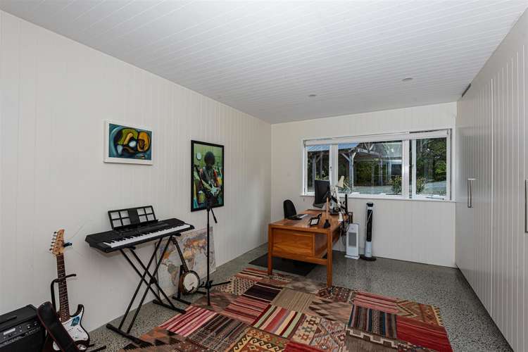 221 Mountain Road Maungaturoto_16