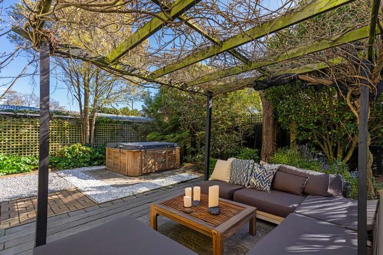 28 Hassals Lane Waltham_17