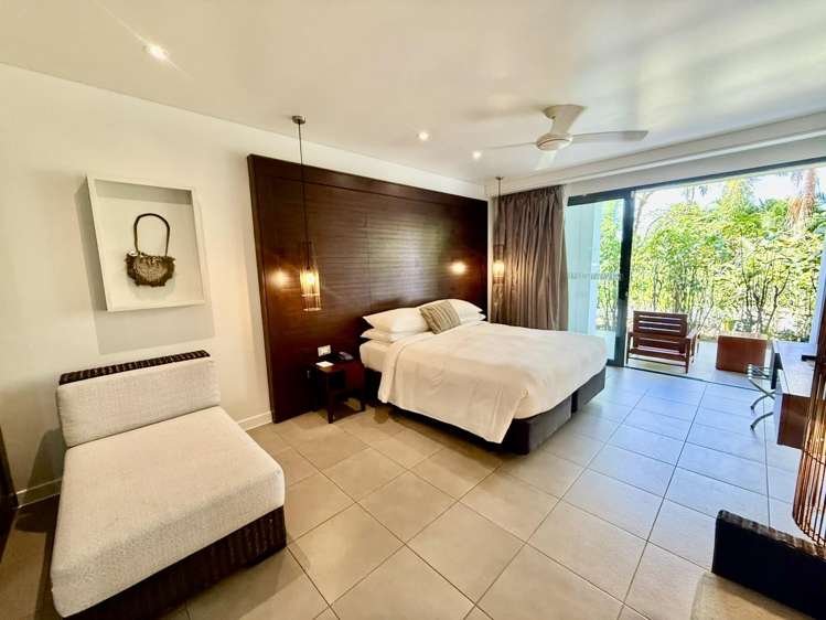 3701/50F Hilton Villa_3