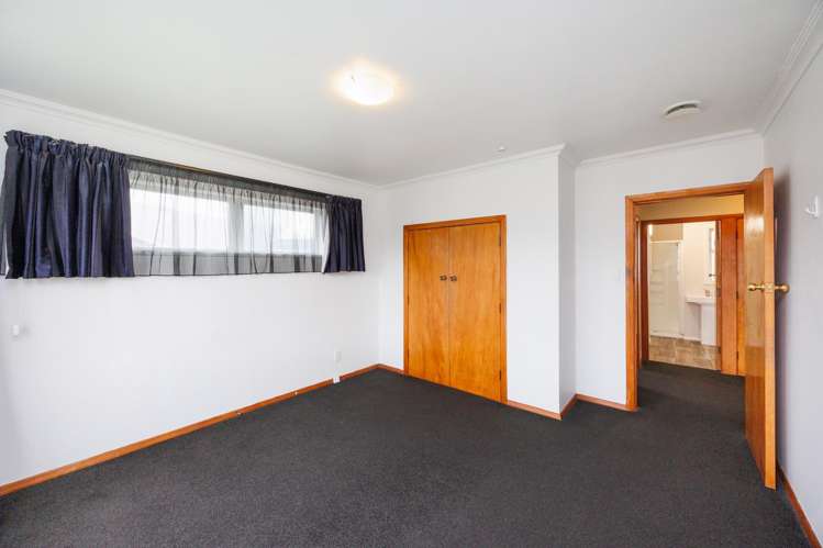 8 Hurley Place Awapuni_12