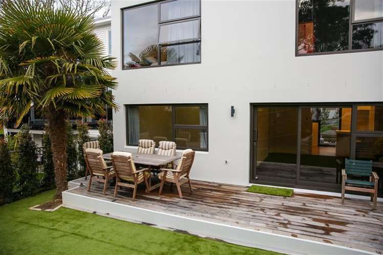 9 Saratoga Avenue Herne Bay_8