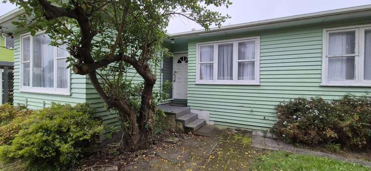 12 Ngatitoa Street Takapuwahia_13