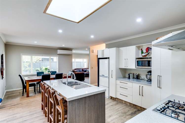 22 Squire Drive Awatoto_3