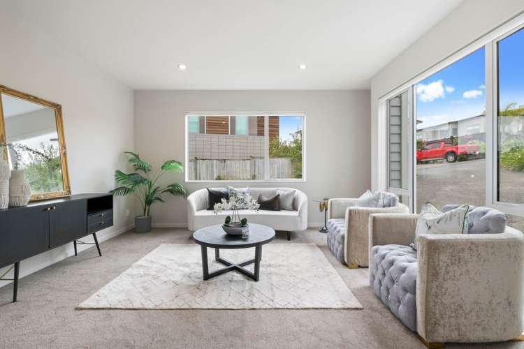 24 Remuremu Street Long Bay_30