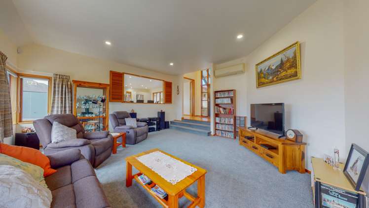 103 Alexander Close Thames_12