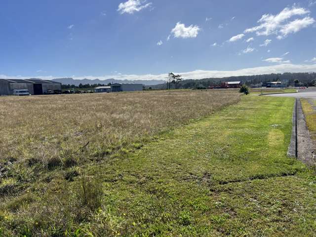 27 and 29 Silver Pine Place Kaiata_3