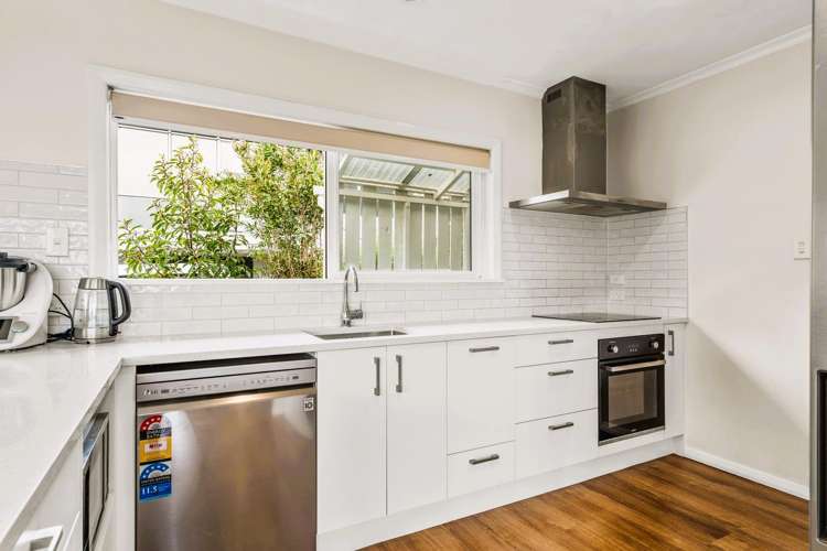 38 Churchill Avenue Richmond_6