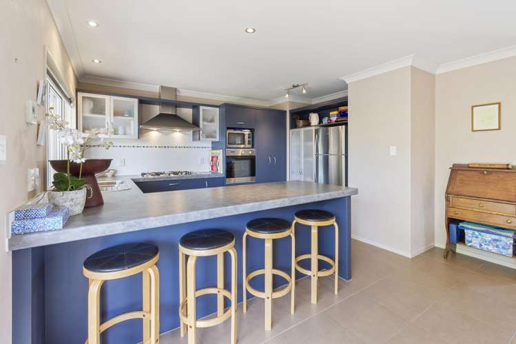 54 Aberdeen Crescent Wattle Downs_8