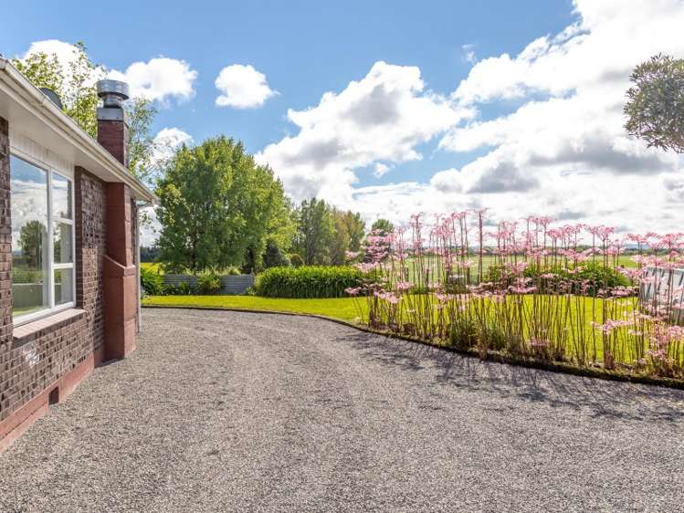 580 Hughes Line Carterton_17