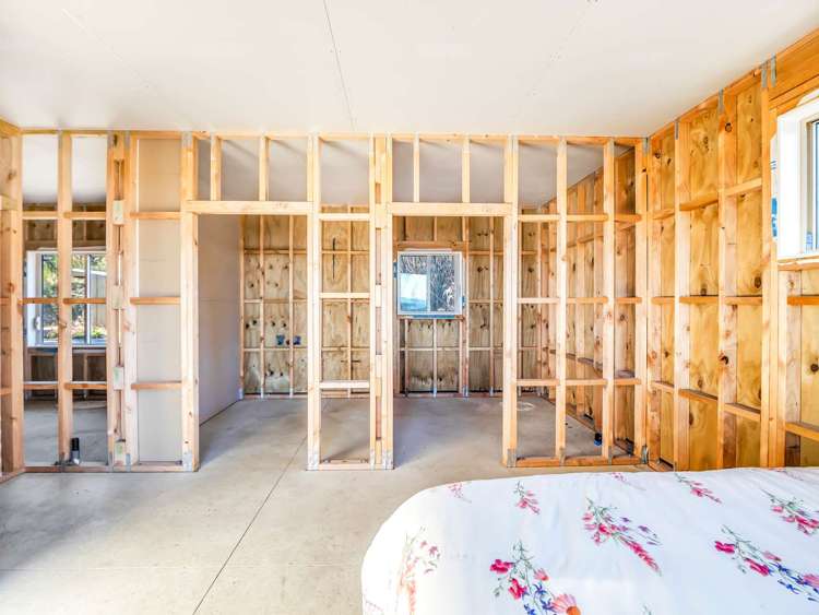 83 Sladdens Bush Road Coopers Creek_24