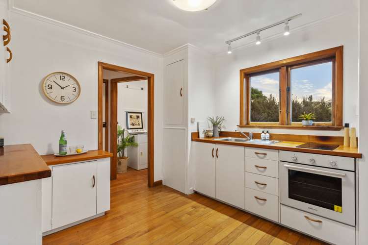 1/6 Lancaster Road Beach Haven_7