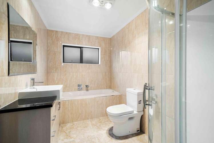 19 Kereru Rise Papakura_15