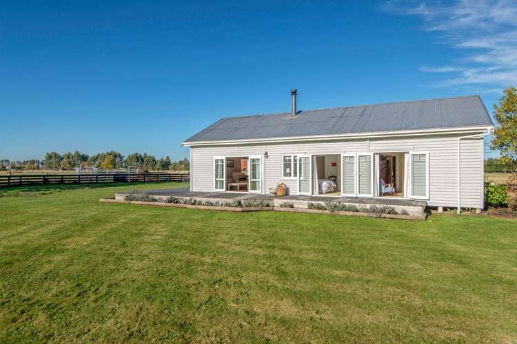 212 Howsons Road Cust_12