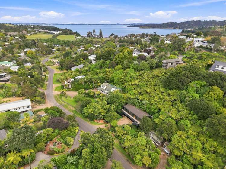17 Kennedy Road Surfdale_10