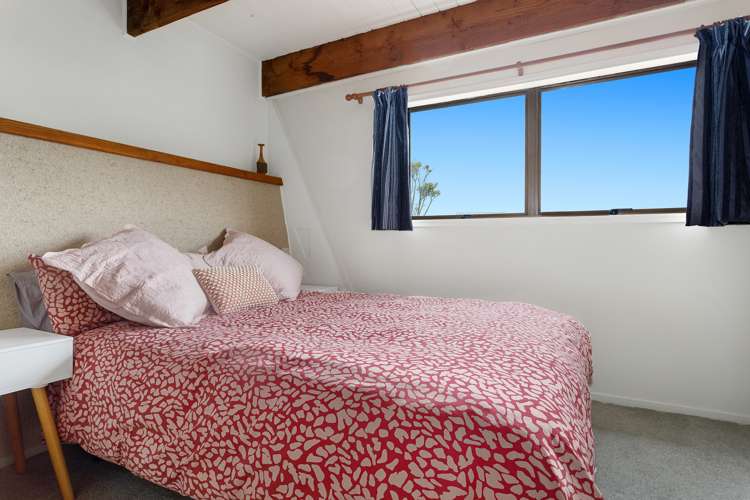 284 Ocean Road Ohope_19