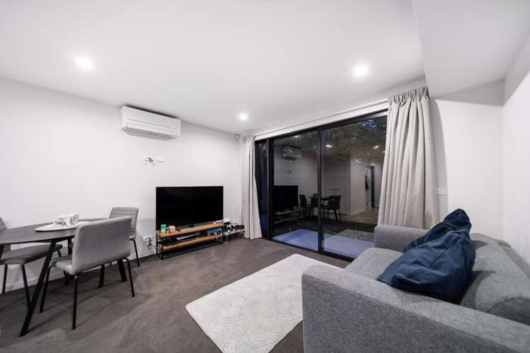 13/24 Percy Street_3