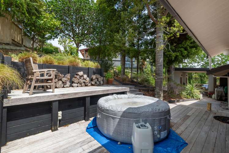 22 Surville Place Mairangi Bay_28