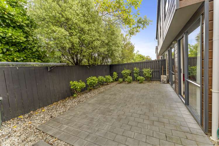 8 Rochdale Way Stoke_3