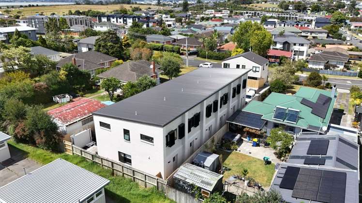 15 Toru Street Te Atatu Peninsula_11