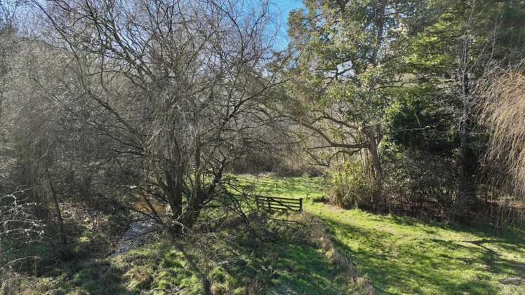 916 Waiwhero Road Ngatimoti_19
