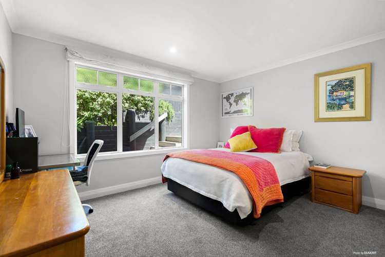 7 Fairholme Avenue Epsom_14