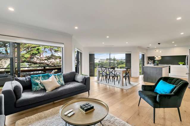 2/21 Rangitoto Terrace Milford_4