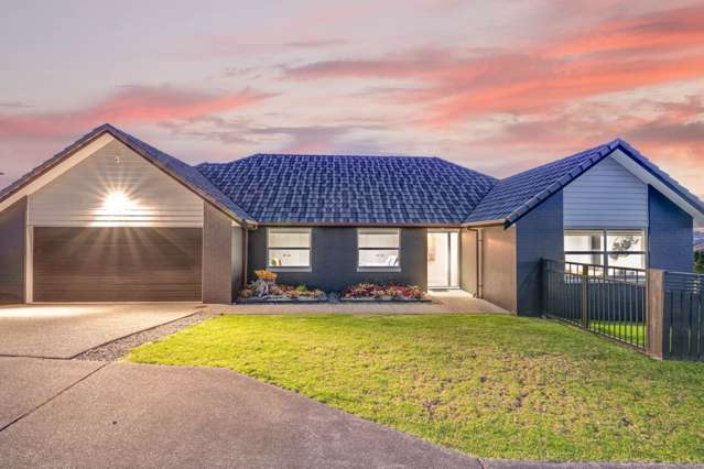 Single level family home - room for a pool.