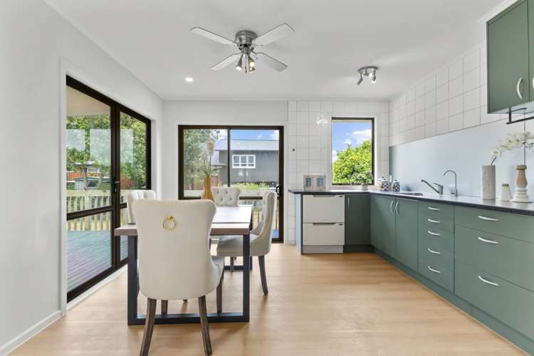 28 Evans Road Weymouth_6