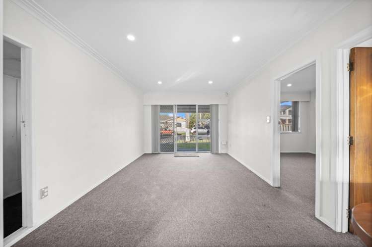 5/4 Graeme Avenue Mangere East_2