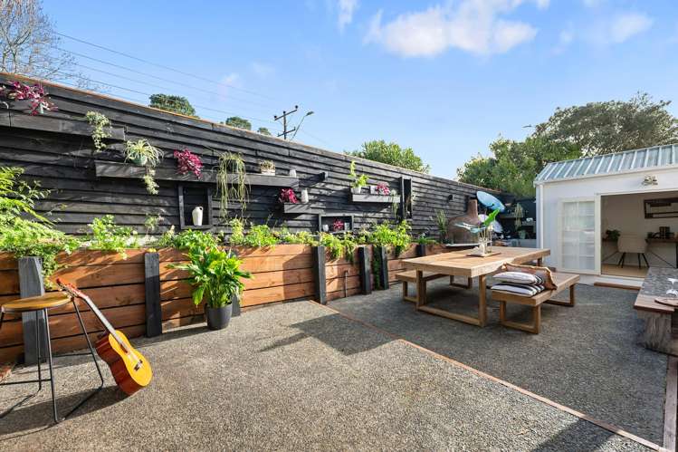 134 Eskdale Road Birkdale_24