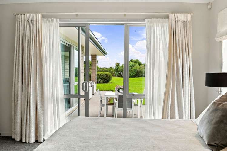 9 Portofino Point Karaka_16