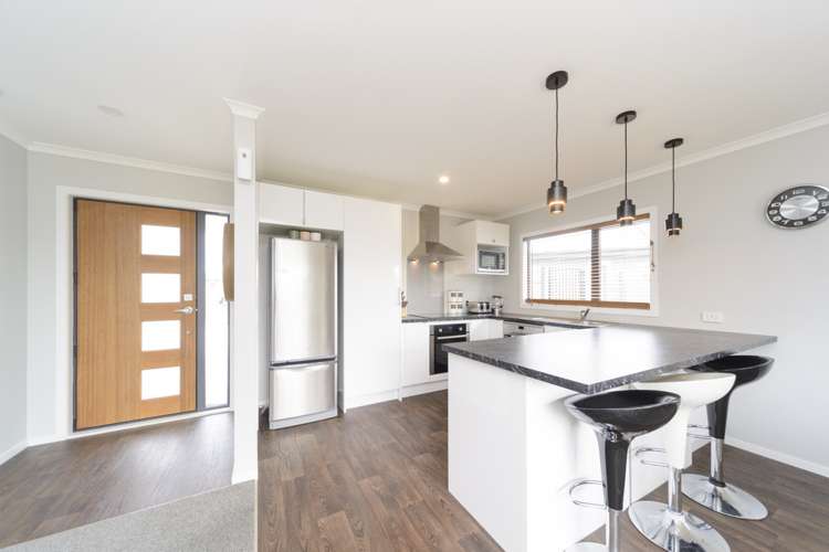 13 Wescombe Grove Feilding_7