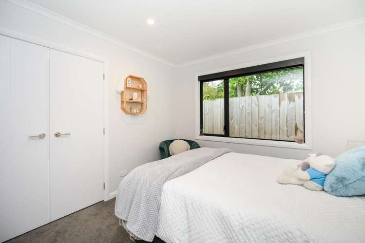 6 Ngaio Street West End_15