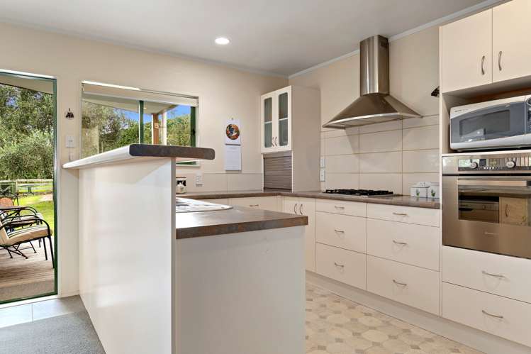 560 Belk Road Kaimai_13