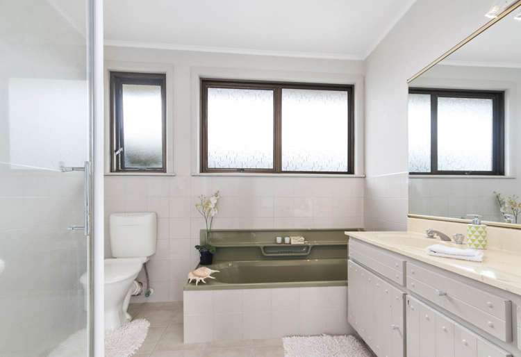 64 Kimber Hall Ave Mount Roskill_14
